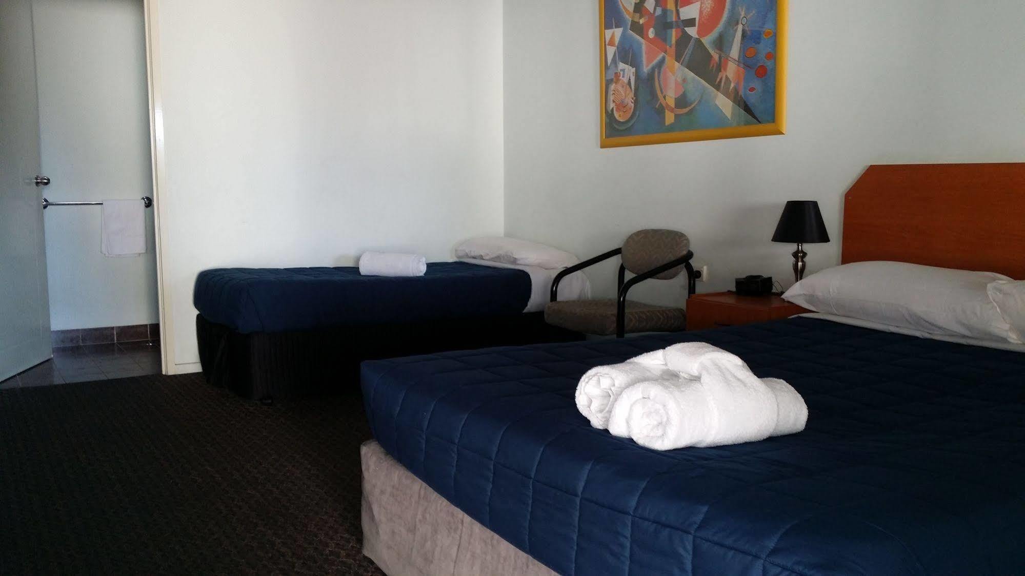 Harbour City Motel 格拉德斯通 外观 照片